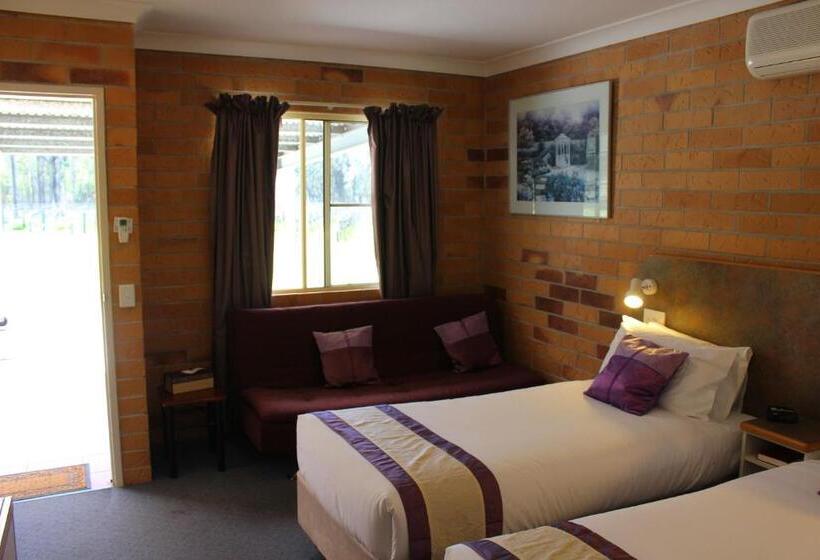汽车旅馆  Copper Country Motor Inn