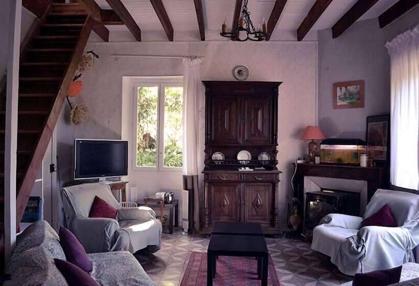 膳宿费 Domaine De Puytirel