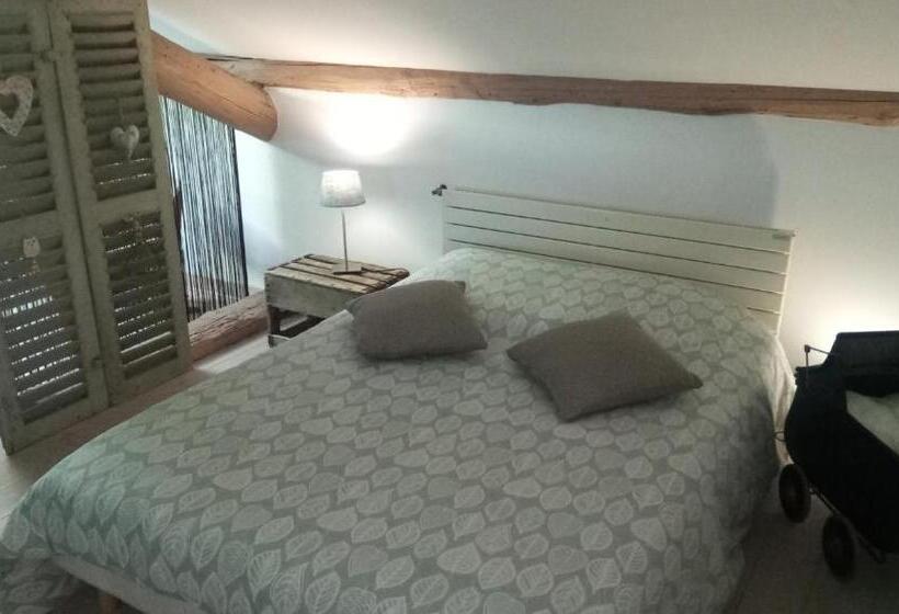 פנסיון Les 2 Granges Chambre D Hôtes