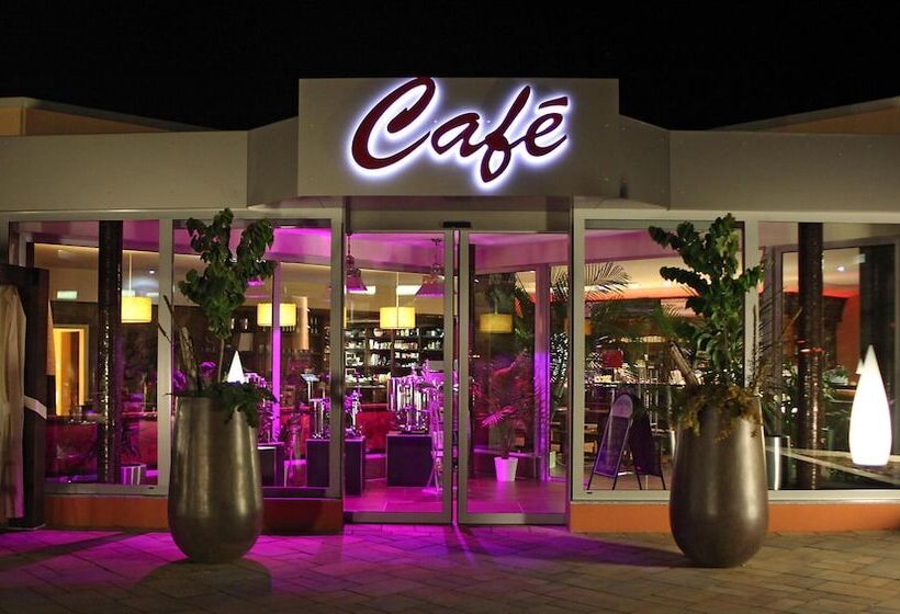 پانسیون Moness Hotel Und Kaffeerösterei