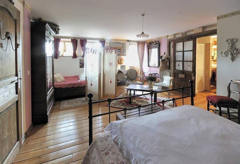 פנסיון Moulin De La Beraudaie