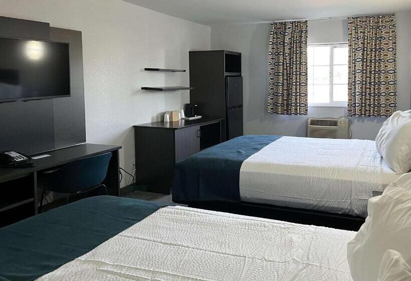 هتل Americas Best Value Inn Delano