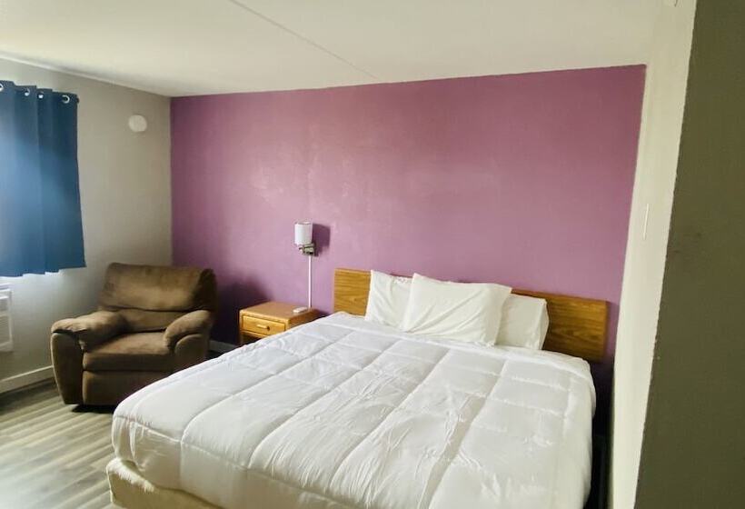 هتل Sauk River Inn & Suites, A Travelodge By Wyndham