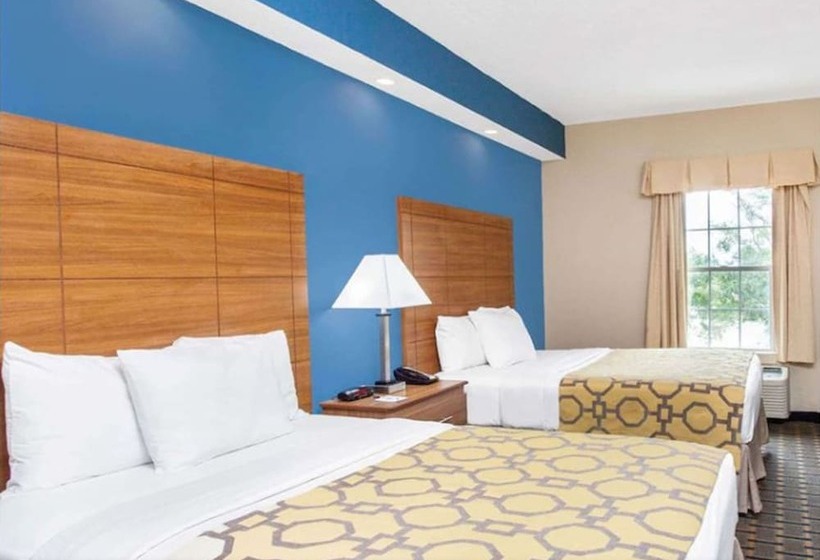 בית מלון כפרי Baymont By Wyndham Jacksonville/butler Blvd
