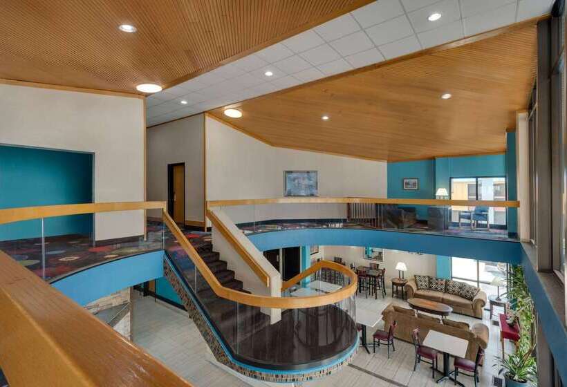 בית מלון כפרי Baymont By Wyndham Muncie Near Ball State University