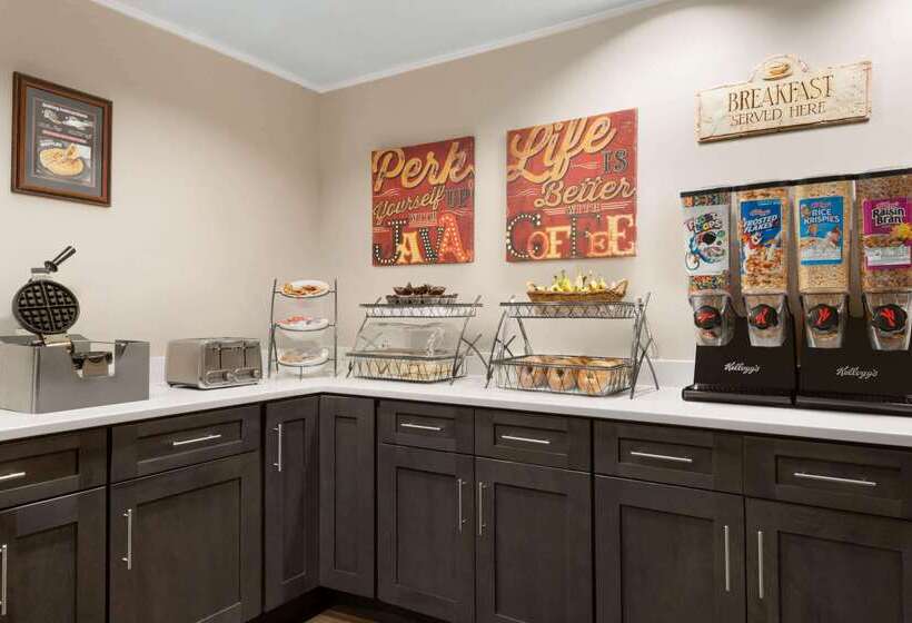 בית מלון כפרי Ormond Beach Inn