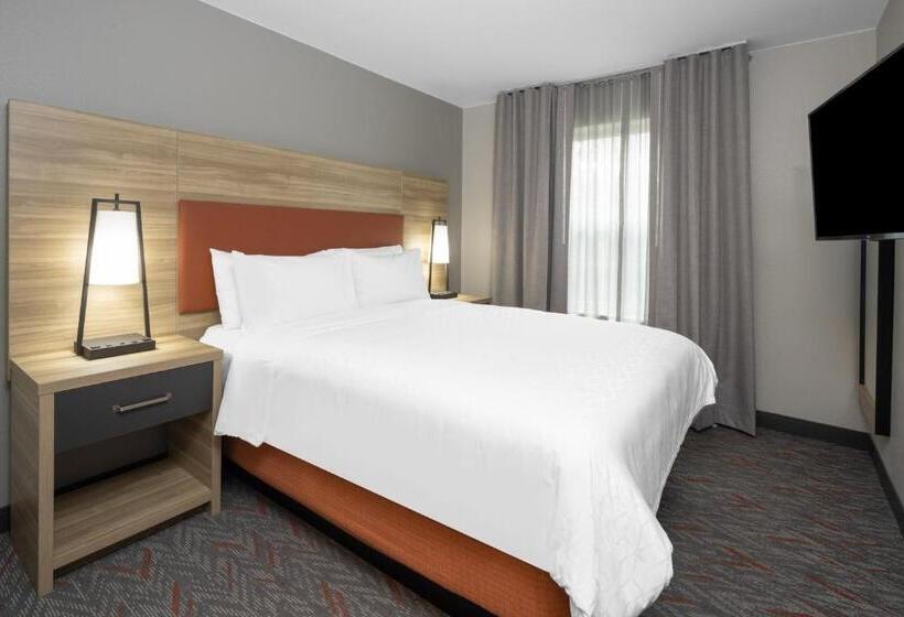 Отель Candlewood Suites Boston North Shore Danvers, An Ihg