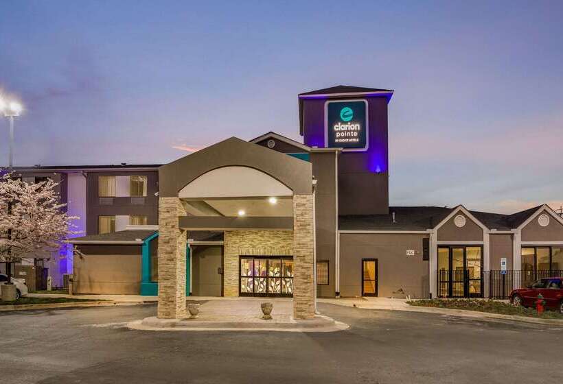 בית מלון כפרי Clarion Pointe Wake Forest   Raleigh North