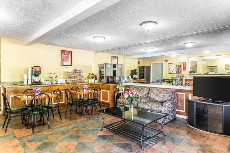 هتل Econo Lodge