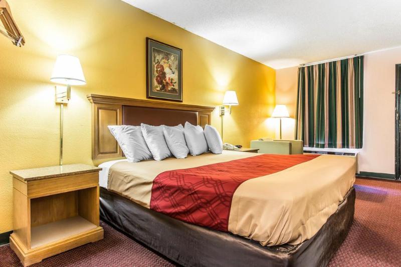 هتل Econo Lodge