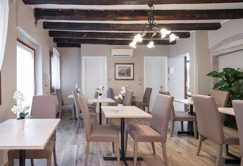 Fotos del hotel Herion:  46