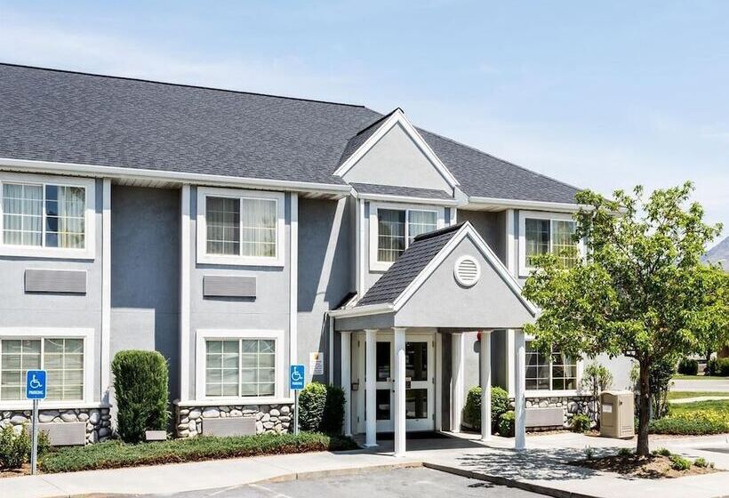 בית מלון כפרי Royal Inn