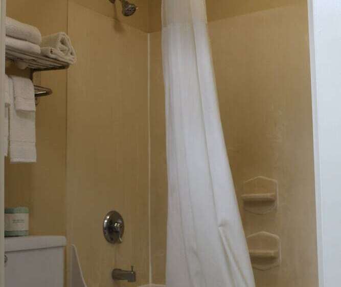هتل Quality Inn Lake City