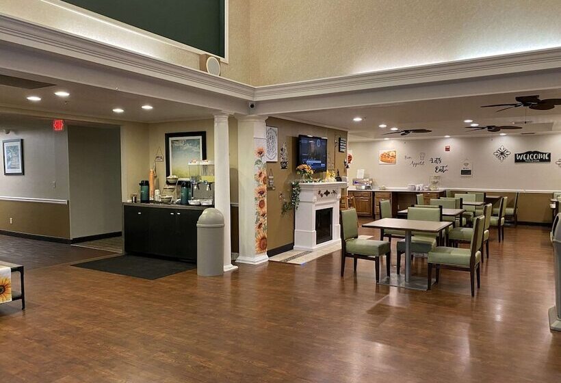 هتل Quality Inn Palm Bay  Melbourne I95