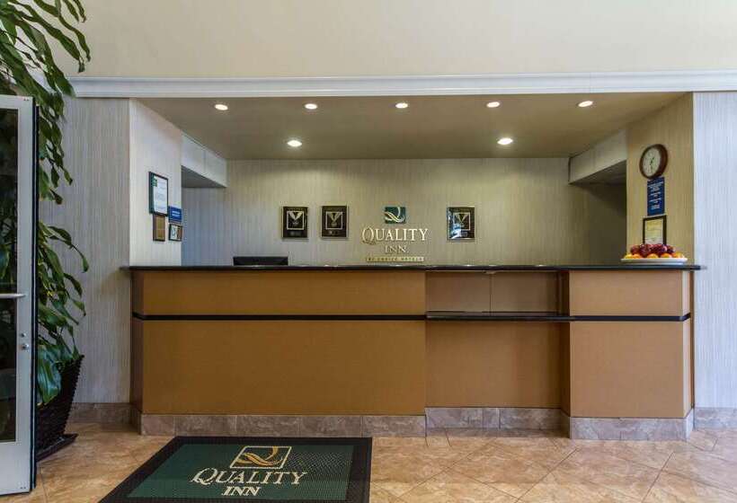 בית מלון כפרי Quality Inn San Jose Airport Silicon Valley