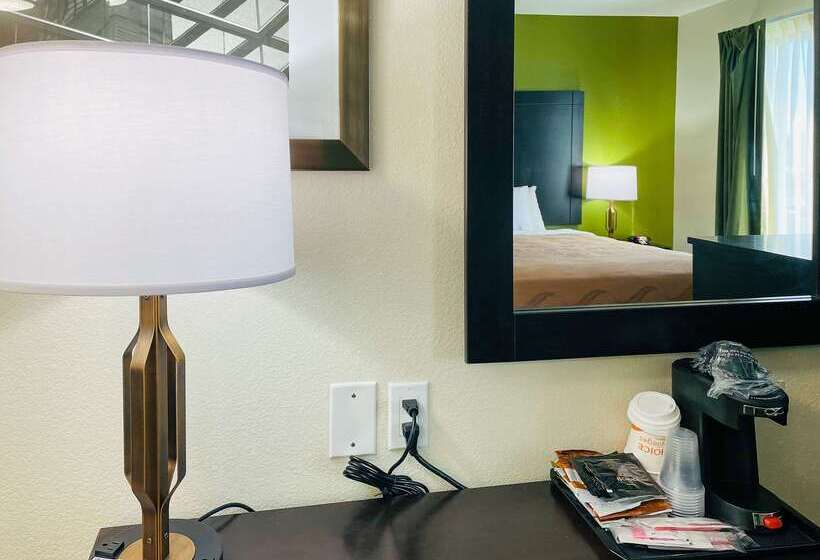 هتل Quality Inn & Suites Lake Charles South
