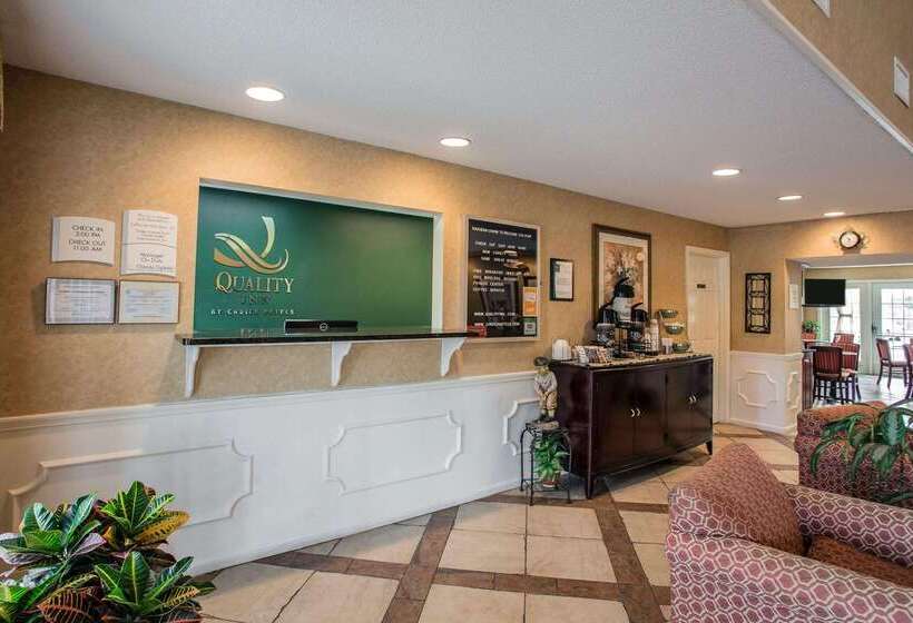 בית מלון כפרי Quality Inn Waynesboro