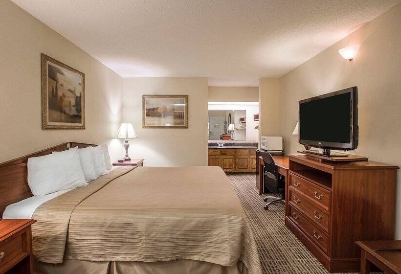 هتل Quality Inn Waynesboro