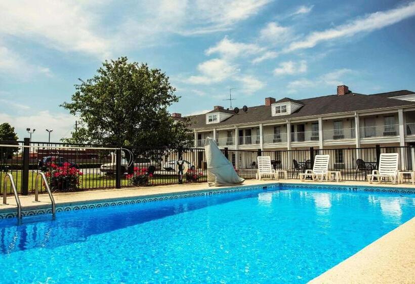 בית מלון כפרי Quality Inn Waynesboro