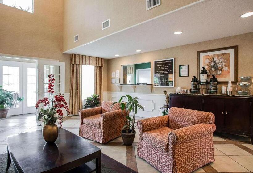בית מלון כפרי Quality Inn Waynesboro