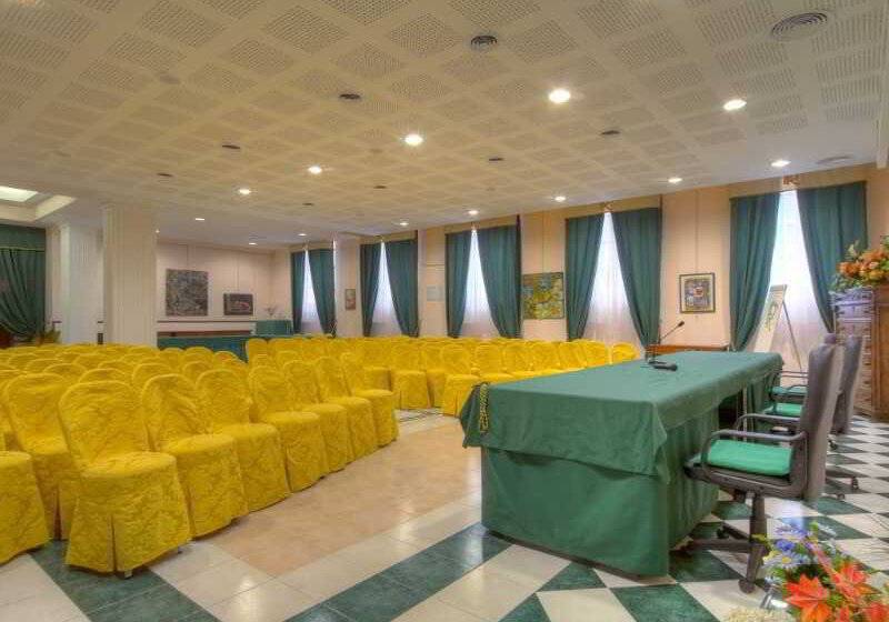 هتل Residenza In Farnese