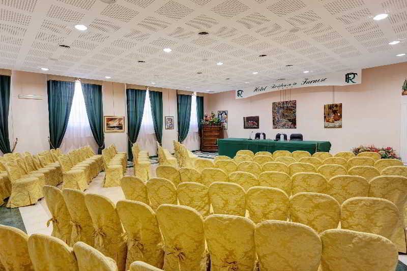 هتل Residenza In Farnese