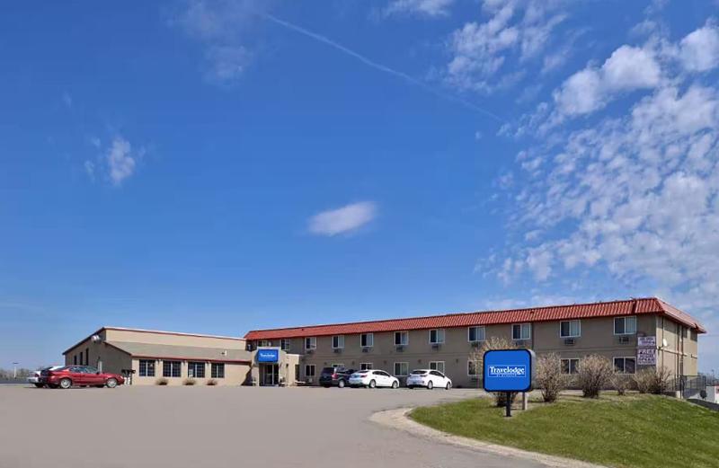 هتل Sauk River Inn & Suites, A Travelodge By Wyndham