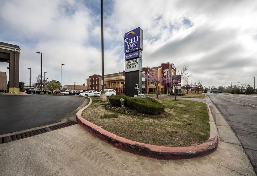 בית מלון כפרי Sleep Inn & Suites Tulsa Central I 44