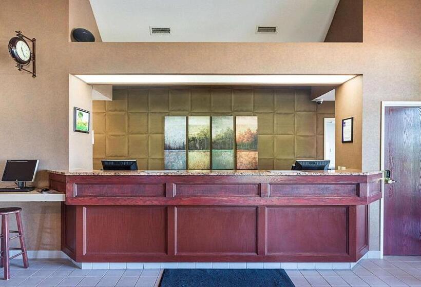 هتل Sleep Inn & Suites Bay View Acme   Traverse City