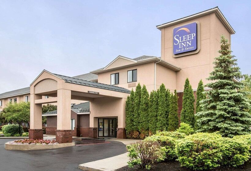 Отель Sleep Inn & Suites Queensbury  Lake George