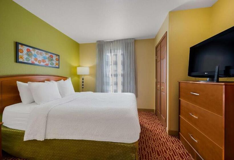 Отель Sonesta Simply Suites Detroit Novi