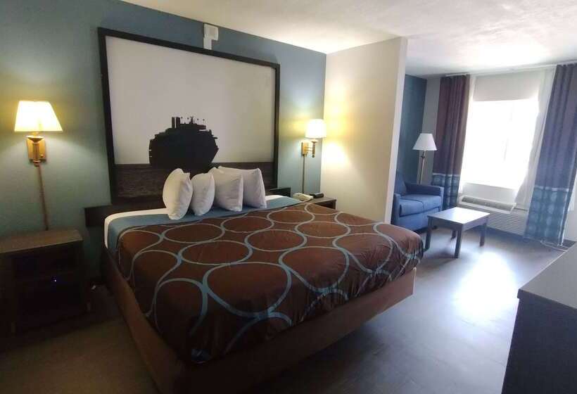 Super 8 Motel By Wyndham Near Fort Lauderdale Arpt