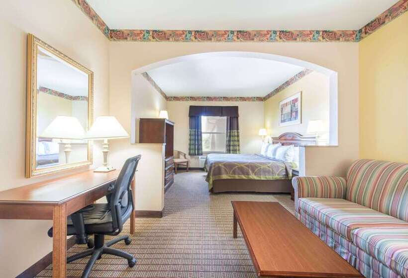 هتل Super 8 By Wyndham Fort Worth Stockyards