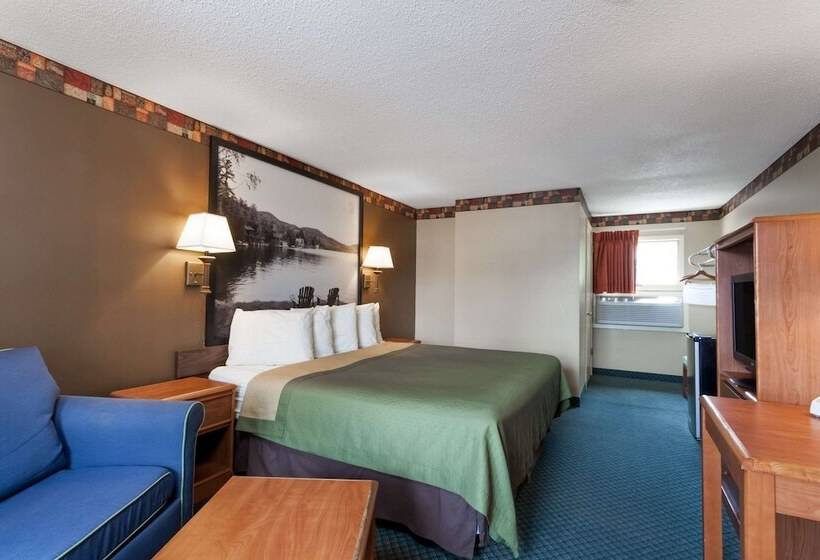 هتل Super 8 By Wyndham Lake George/downtown