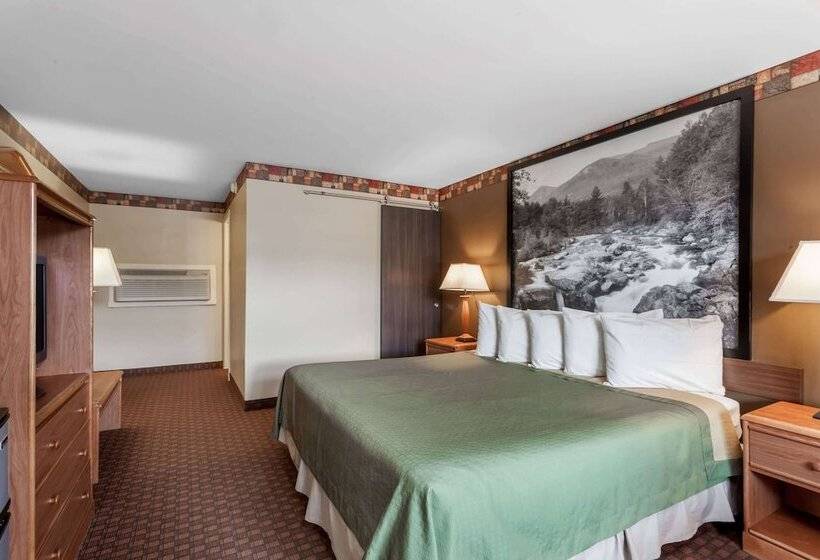 هتل Super 8 By Wyndham Lake George/downtown