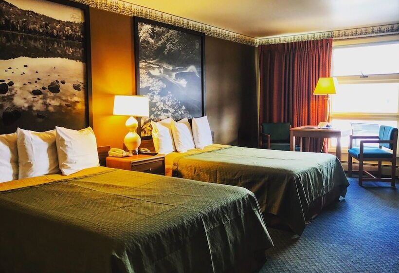 هتل Super 8 By Wyndham Lake George/downtown