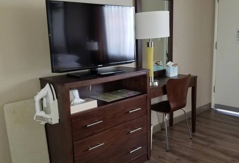 فندق Super 8 By Wyndham Los Angelesculver City Area