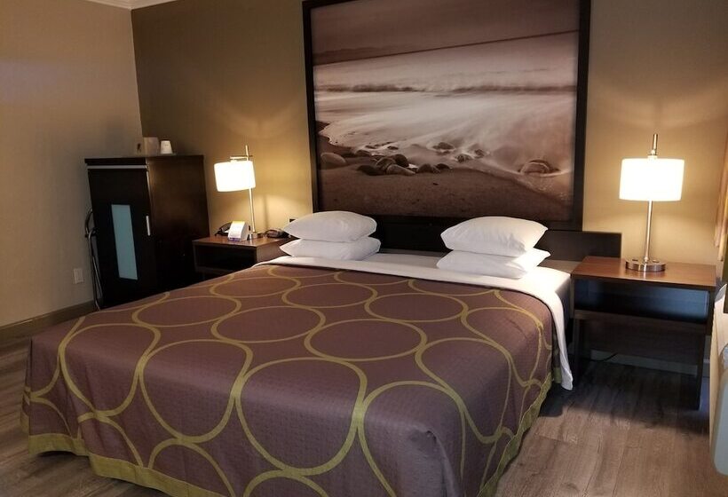 فندق Super 8 By Wyndham Los Angelesculver City Area