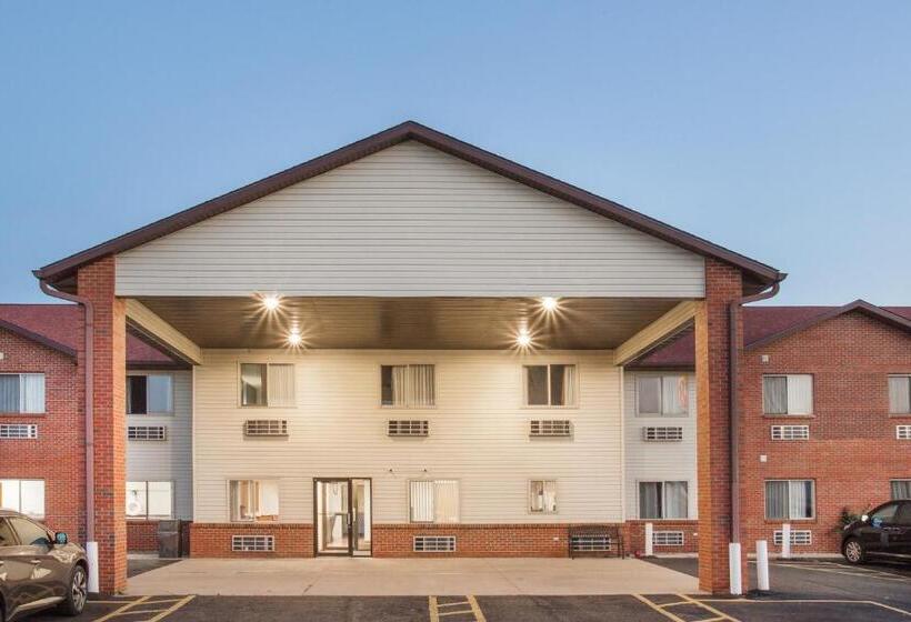 酒店 Super 8 By Wyndham Monmouth Il