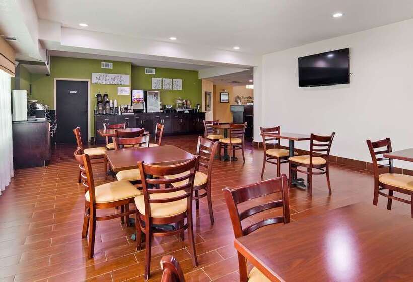 هتل Wingate By Wyndham Macon West