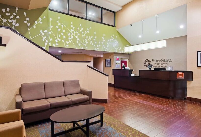 هتل Wingate By Wyndham Macon West