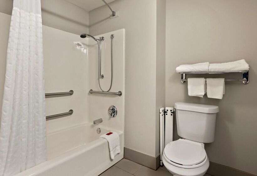 Surestay Plus Hotel By Best Western Tulsa East