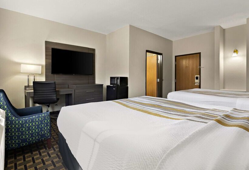 Hotel Surestay Plus  By Best Western Tulsa East