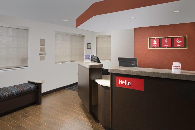 هتل Towneplace Suites By Marriott Albuquerque Airport