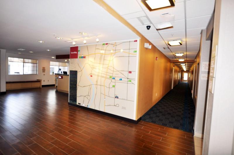هتل Towneplace Suites By Marriott Albuquerque Airport