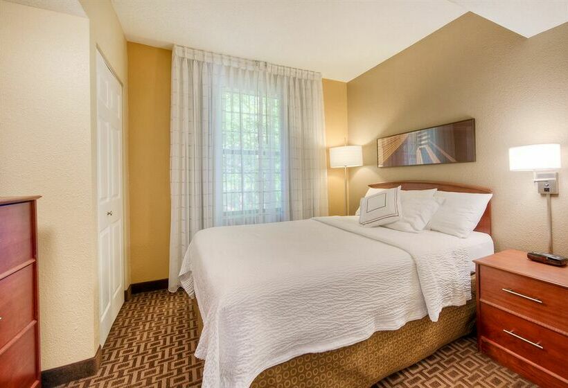 Hotel Towneplace Suites By Marriott Charlotte Univ. Research Park