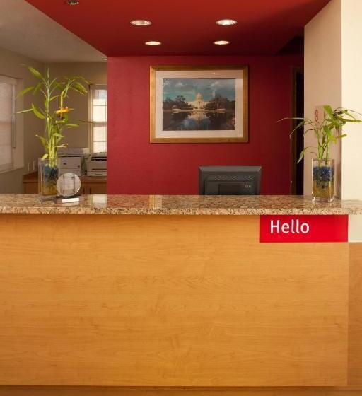 هتل Towneplace Suites By Marriott Fort Meade National Business Park