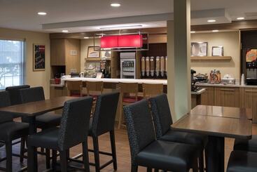 هتل Towneplace Suites Chicago Lombard