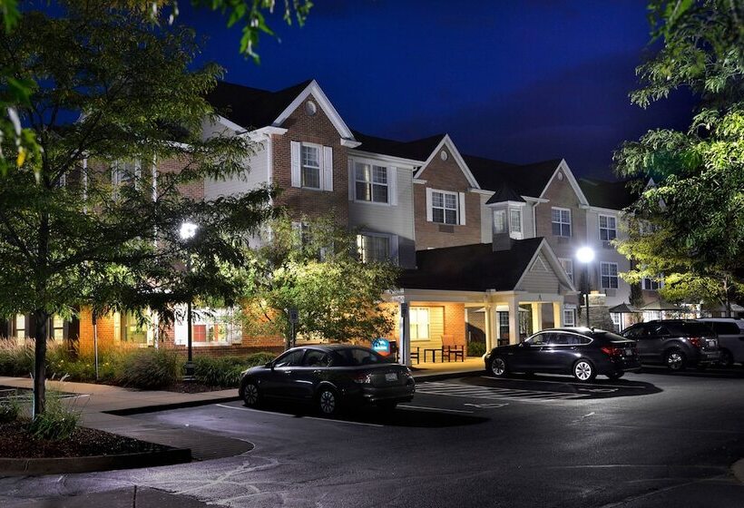 בית מלון כפרי Towneplace Suites By Marriott East Lansing