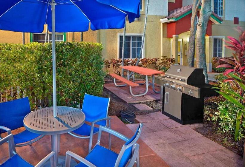 Отель Towneplace Suites By Marriott Fort Lauderdale Weston
